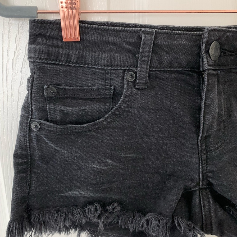 American Eagle Distressed Black Jean Shorts - Picture 3 of 6